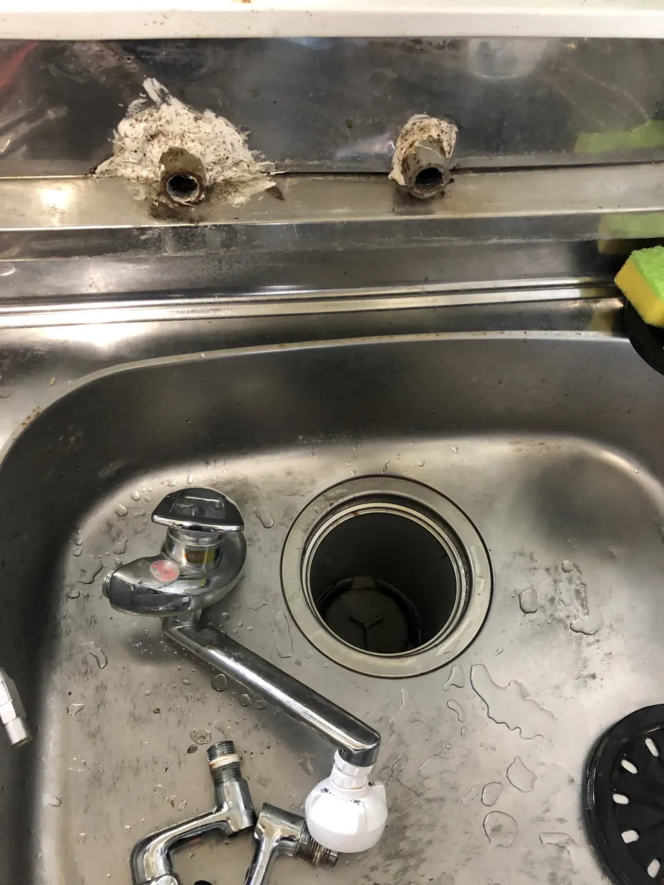 川越市 キッチン水栓取り付けの施工写真