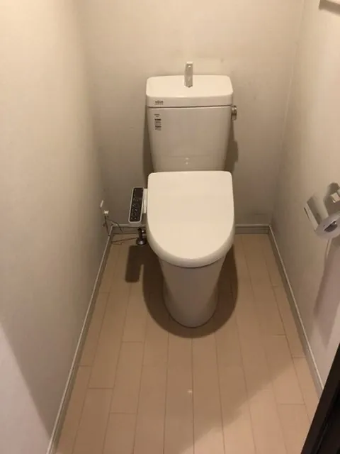 さいたま市緑区 トイレ交換の施工写真