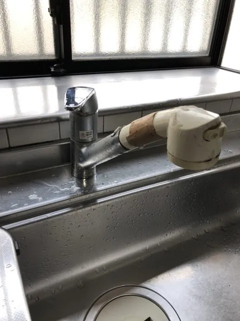 さいたま市桜区 キッチン水栓交換の施工写真