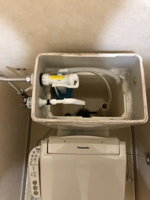 川口市　トイレタンク内不具合の施工写真