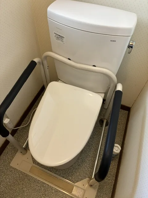 さいたま市桜区　ウォシュレット（温水洗浄便座）交換
